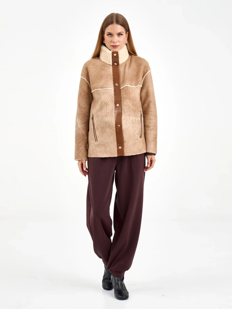 Короткая женская дубленка 2074, бежевая, размер 44, артикул 65250-2