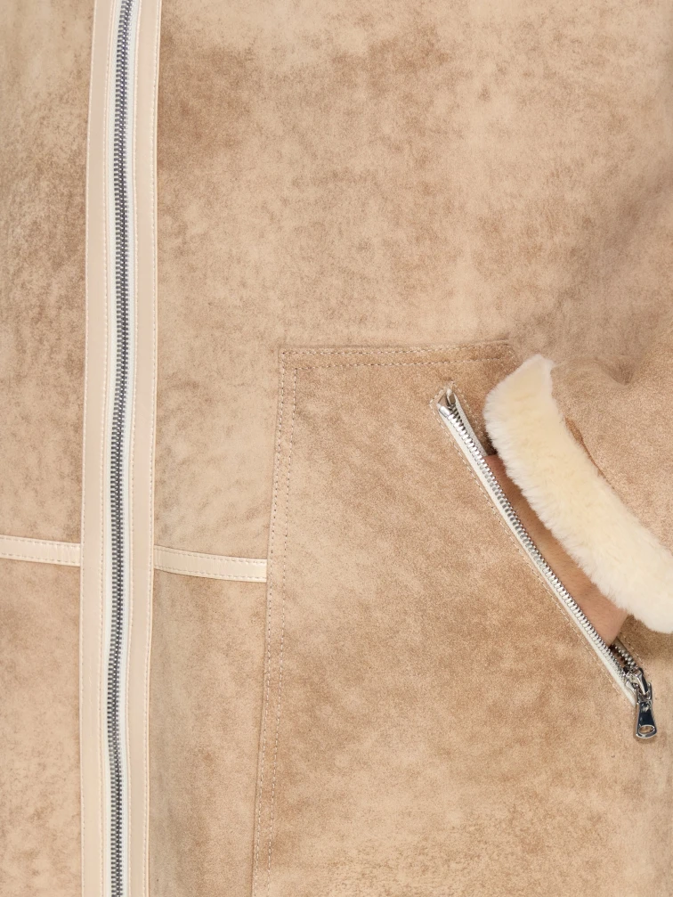 Бежевая женская дубленка с капюшоном 2061, размер 44, артикул 65210-4