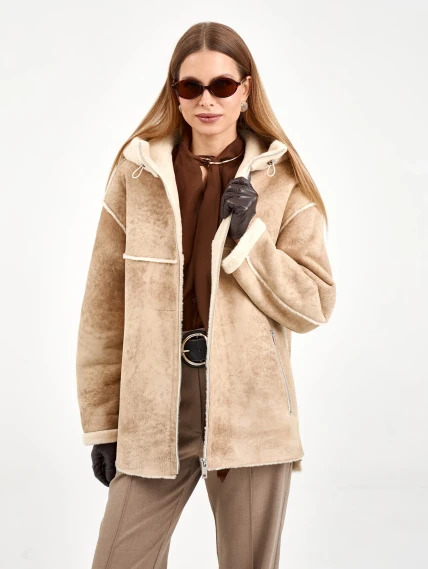 Короткая женская дубленка с капюшоном 2075, бежевая, размер 46, артикул 65230-0