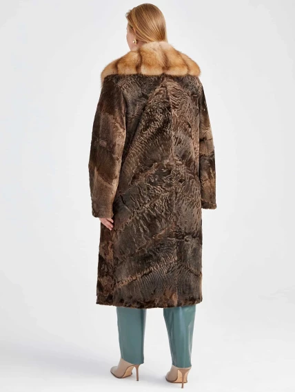 Шуба женская из меха каракуля с мехом куницы Екатерина(вк), коричневая сур, размер 54, артикул  22740-5