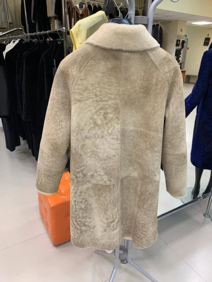 Бежевая женская дубленка косуха 2069, размер 42, артикул 65200-1