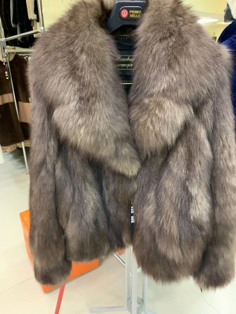 Женская короткая шуба из меха лисы М1010 - 24267-0