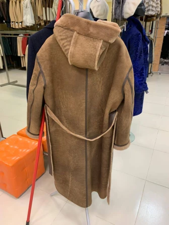 Длинная женская дубленка с капюшоном 2073-1