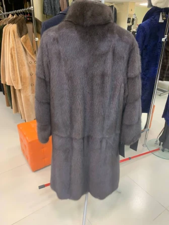 Длинная женская норковая шуба с капюшоном Москвичка-132-1
